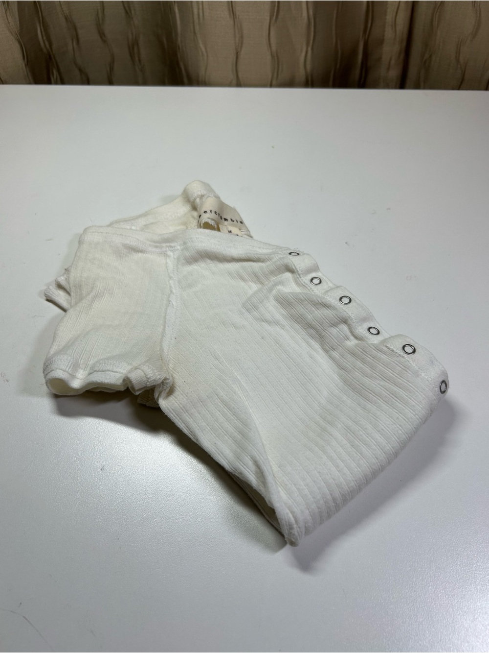 abercrombie kids Girl's M White Ribbed Short Sleeve Henley Snap Tee Vintage - Picture 9 of 9